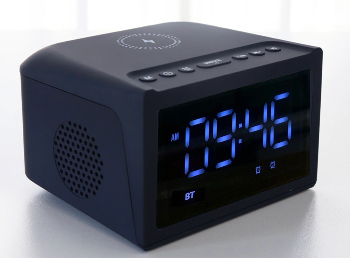 Slimme Wekker met Draadloos Opladen en Bluetooth Speaker 2023: Je Perfecte Nachtpartner!